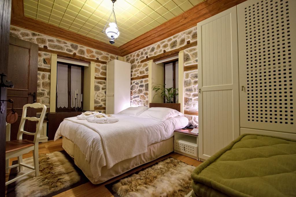 Orologopoulos Mansion Luxury Hotel Kastoria Room photo
