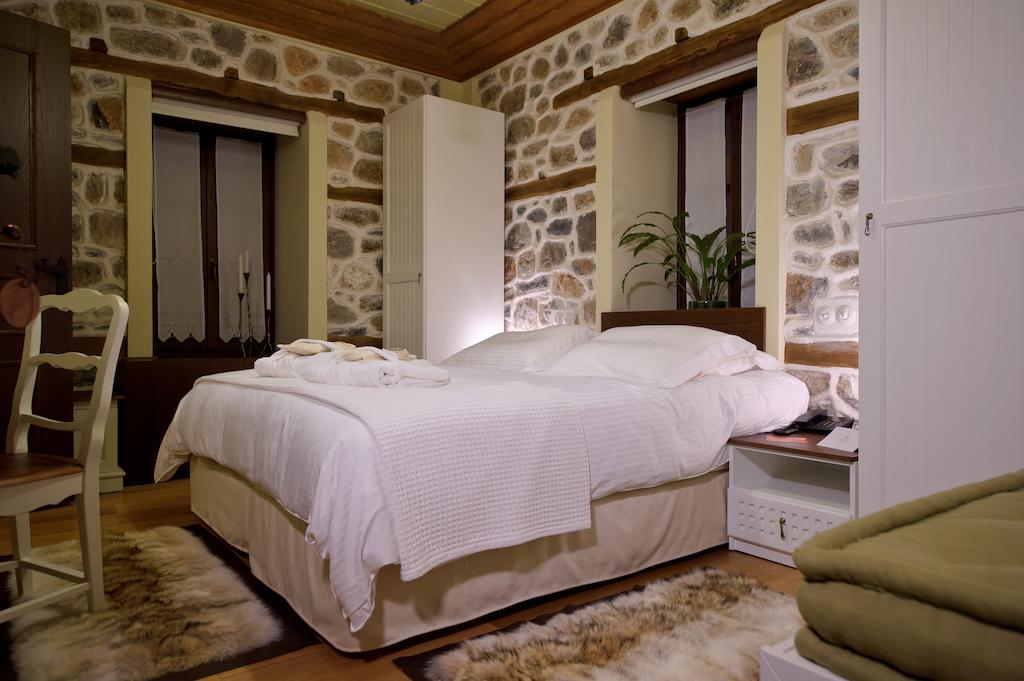 Orologopoulos Mansion Luxury Hotel Kastoria Room photo